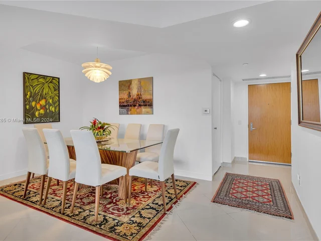 21055 Yacht Club Dr # 604, Aventura FL 33180