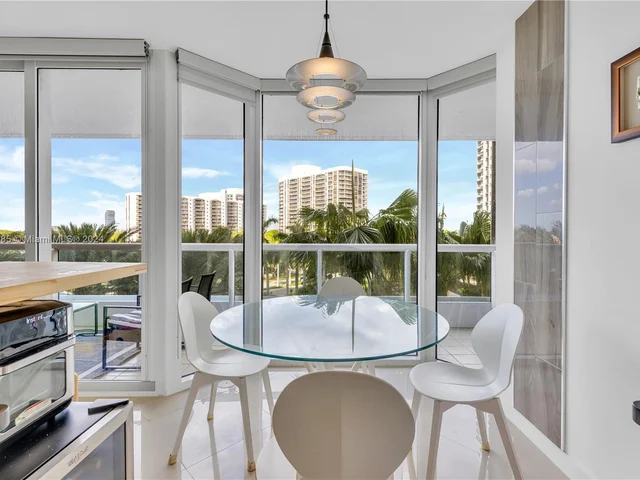 21055 Yacht Club Dr # 604, Aventura FL 33180