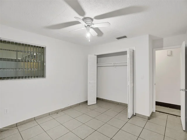 2921 Whitehead St # 0, Miami FL 33133