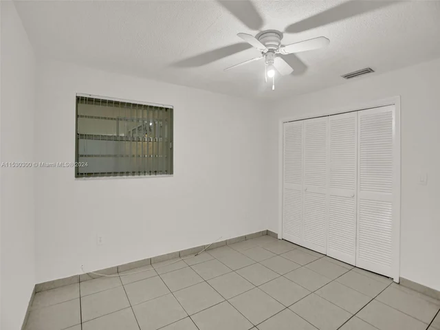 2921 Whitehead St # 0, Miami FL 33133