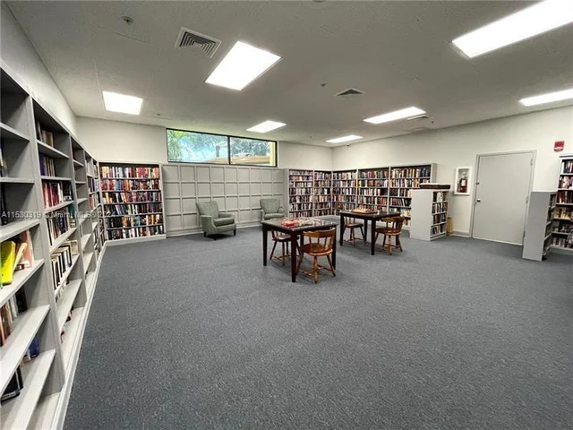 8621 NW 12th St # D178, Plantation FL 33322