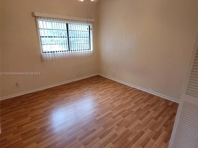 8700 NW 40th St # 8700, Coral Springs FL 33065