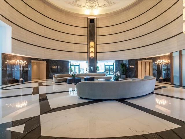 300 S Pointe Dr # 2606, Miami Beach FL 33139