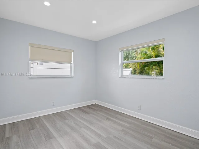 804 SE 6th Ct, Fort Lauderdale FL 33301