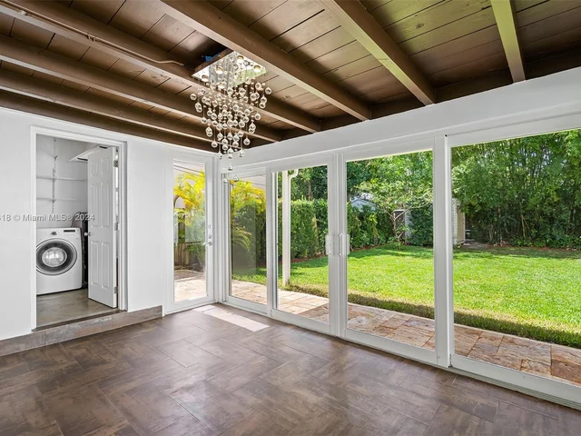 804 SE 6th Ct, Fort Lauderdale FL 33301