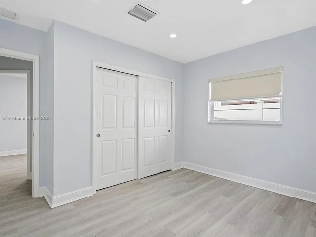 804 SE 6th Ct, Fort Lauderdale FL 33301