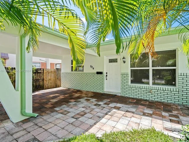 804 SE 6th Ct, Fort Lauderdale FL 33301