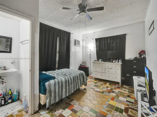 17200 NW 37th Ct, Miami Gardens FL 33055