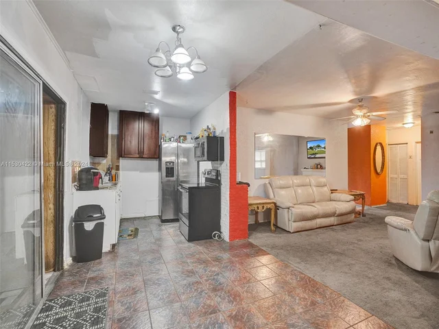 17200 NW 37th Ct, Miami Gardens FL 33055