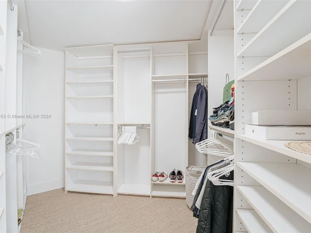 19333 Collins Ave, Sunny Isles Beach FL 33160