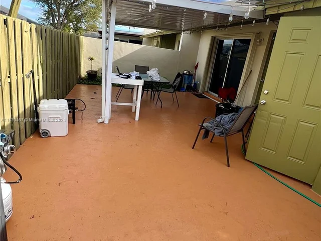 11016 SW 123rd Pl, Miami FL 33186