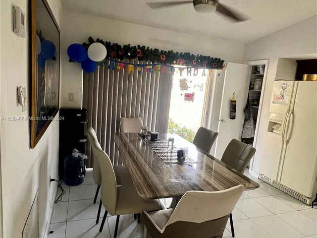 11016 SW 123rd Pl, Miami FL 33186