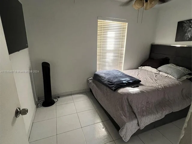 11016 SW 123rd Pl, Miami FL 33186