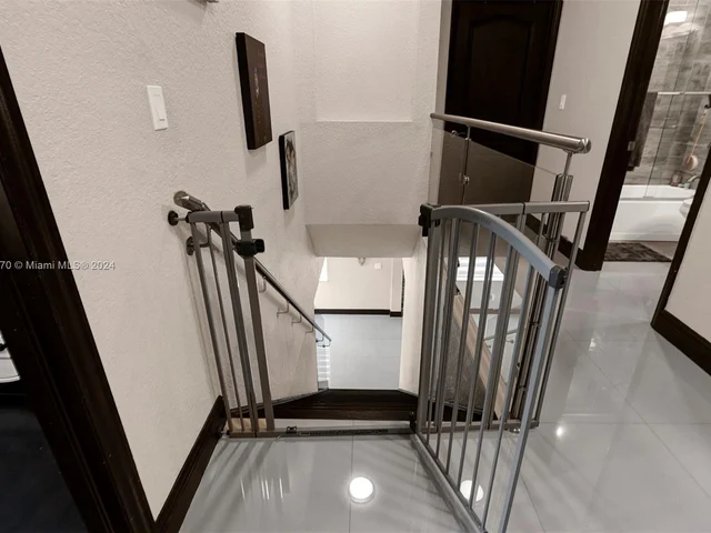 16634 SW 50th Ter, Miami FL 33185