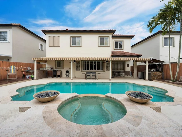 16634 SW 50th Ter, Miami FL 33185