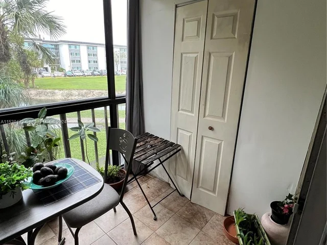 10865 SW 112th Ave # 212, Miami FL 33176