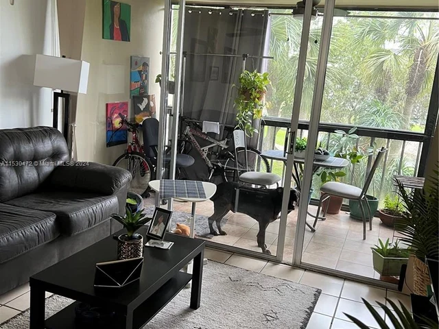 10865 SW 112th Ave # 212, Miami FL 33176