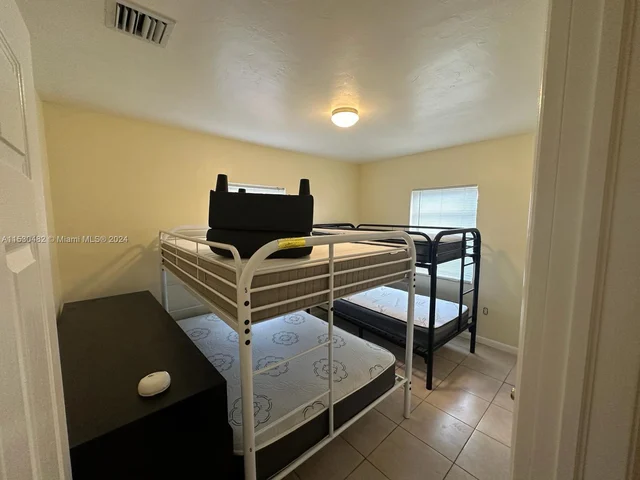 1884 NW 52nd St # 1884, Miami FL 33142