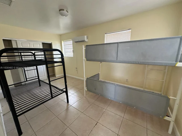 1884 NW 52nd St # 1884, Miami FL 33142