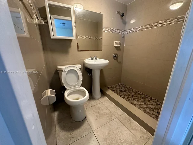 1884 NW 52nd St # 1884, Miami FL 33142