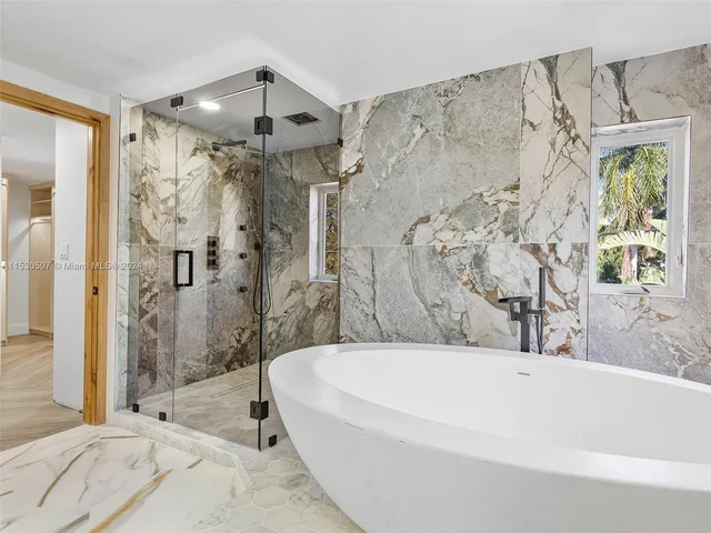 4431 Alton Rd, Miami Beach FL 33140