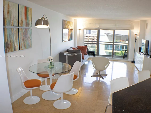 6917 Collins Ave # 722, Miami Beach FL 33141