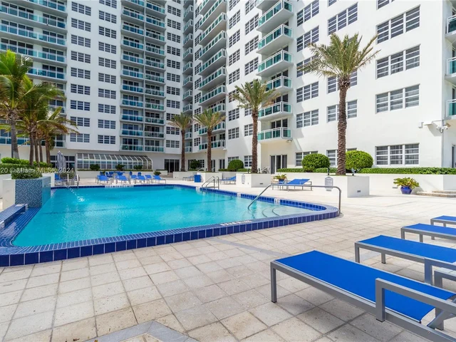 6917 Collins Ave # 722, Miami Beach FL 33141