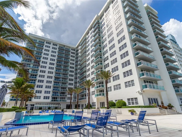 6917 Collins Ave # 722, Miami Beach FL 33141