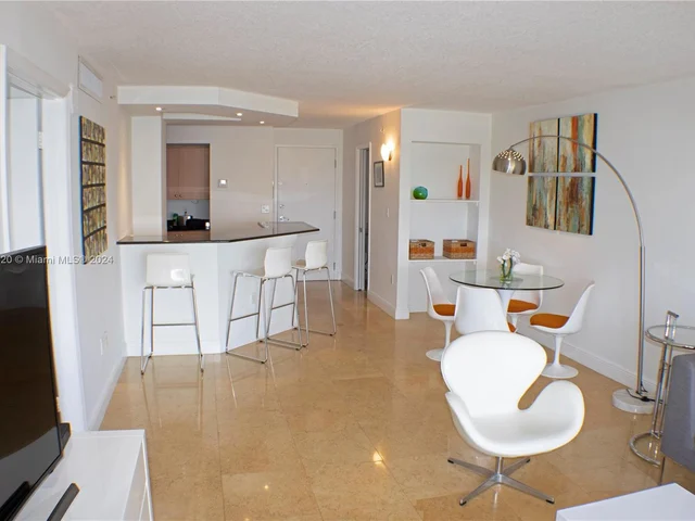 6917 Collins Ave # 722, Miami Beach FL 33141