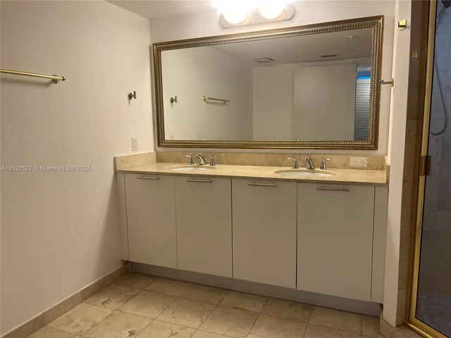1800 N Bayshore Dr # 2314, Miami FL 33132