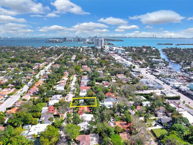 742 NE 81st St, Miami FL 33138