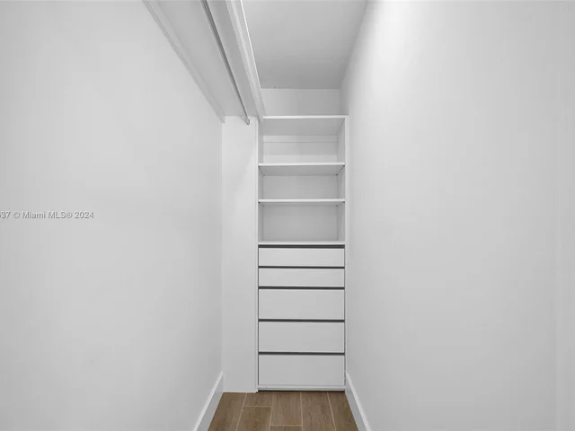 742 NE 81st St, Miami FL 33138