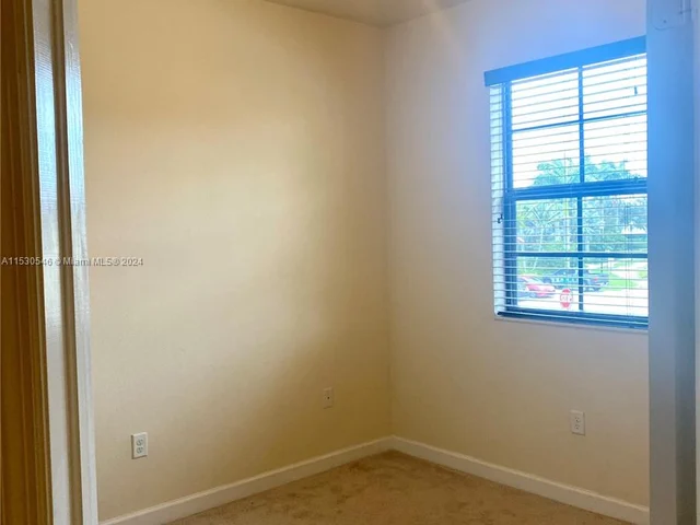 3212 SE 4th Ct # 3212, Homestead FL 33033