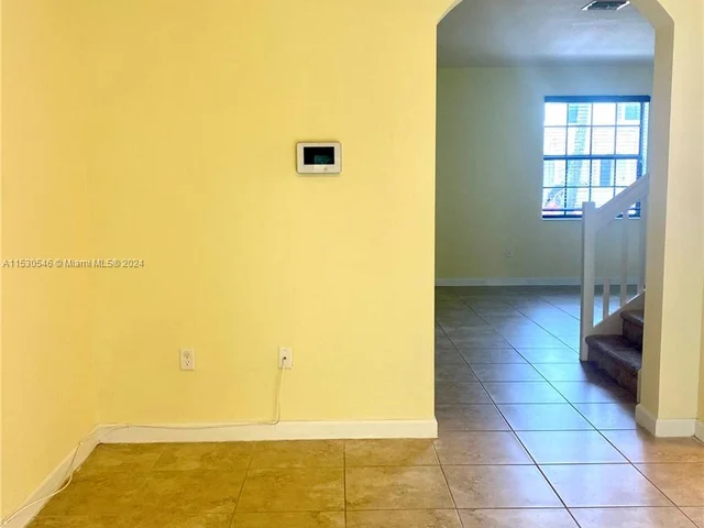 3212 SE 4th Ct # 3212, Homestead FL 33033