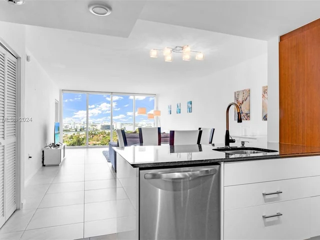 10275 Collins Ave # 1129, Bal Harbour FL 33154