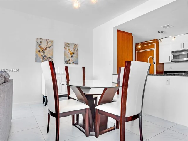 10275 Collins Ave # 1129, Bal Harbour FL 33154