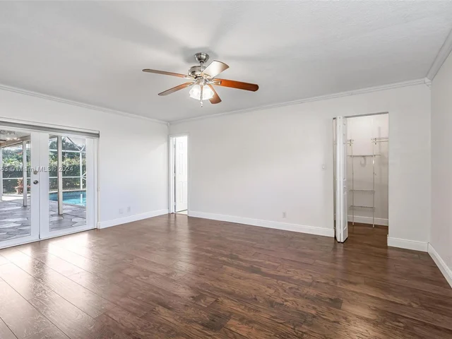 10100 Ramblewood Dr, Coral Springs FL 33071