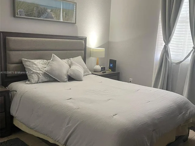 13825 SW 275th St # 13825, Homestead FL 33032