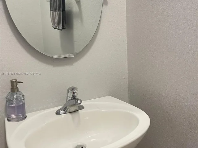 13825 SW 275th St # 13825, Homestead FL 33032