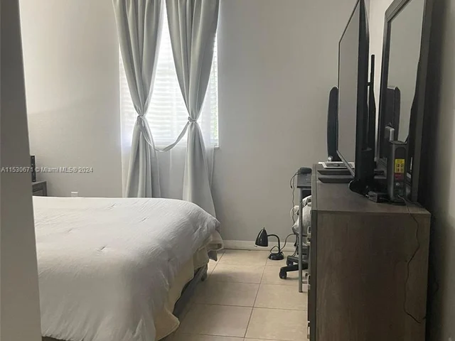 13825 SW 275th St # 13825, Homestead FL 33032