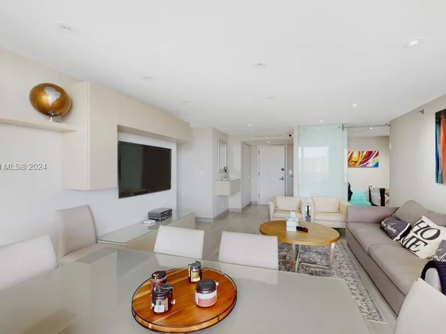 19667 Turnberry Way # 20F, Aventura FL 33180