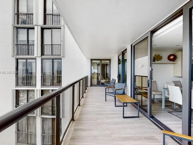 19667 Turnberry Way # 20F, Aventura FL 33180