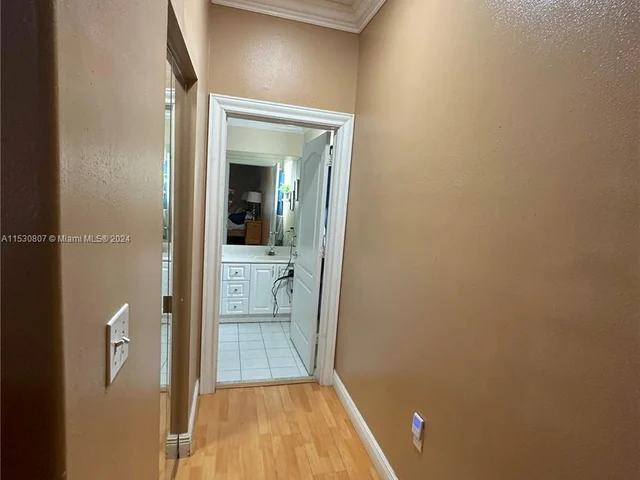 15901 SW 54th Ter, Miami FL 33185