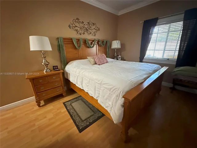 15901 SW 54th Ter, Miami FL 33185