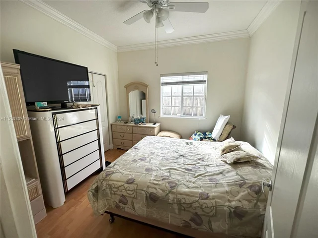 15901 SW 54th Ter, Miami FL 33185