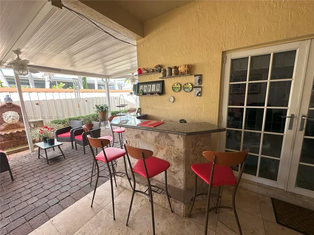 15901 SW 54th Ter, Miami FL 33185