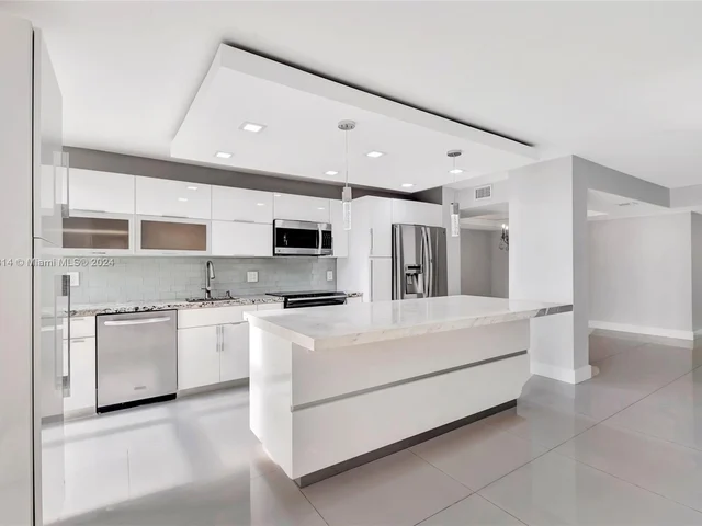 18181 NE 31st Ct # 1809, Aventura FL 33160