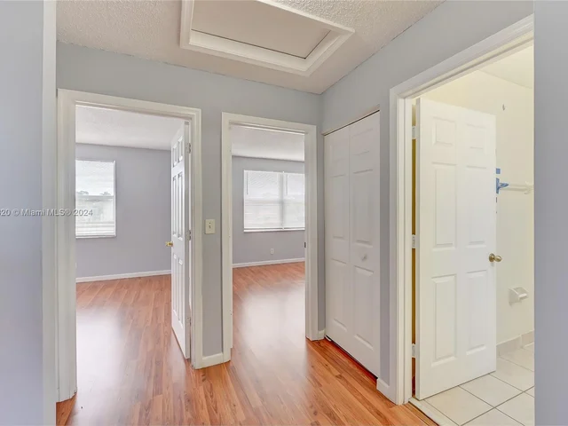 6785 NW 38th Dr, Lauderhill FL 33319