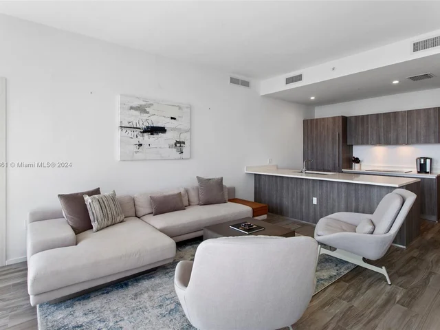 801 S Miami Ave # 4904, Miami FL 33130