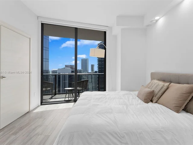 801 S Miami Ave # 4904, Miami FL 33130